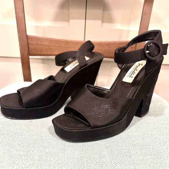 Seychelles Vintage Black Satin Floral Chunky Heel Shoes - Picture 4 of 10